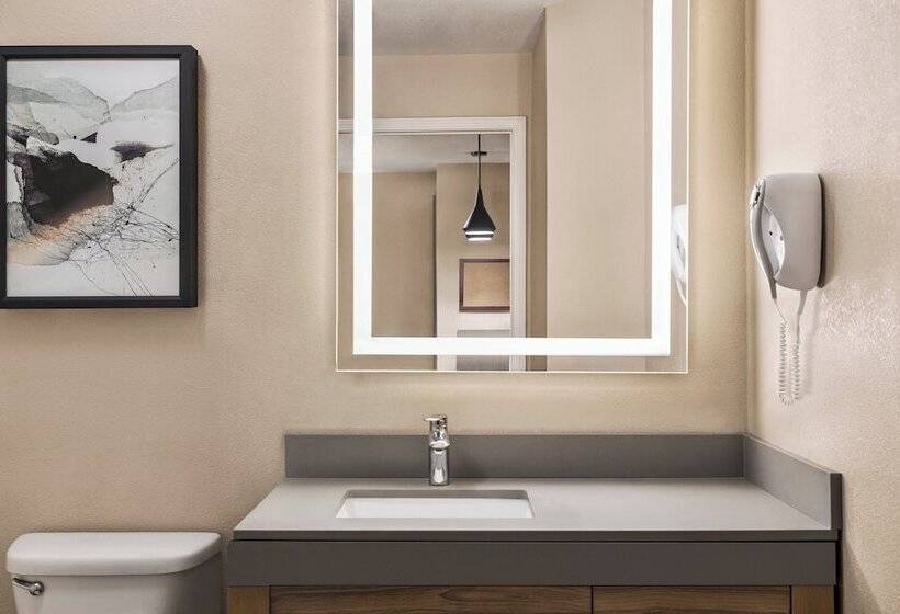 هتل Candlewood Suites Augusta, An Ihg