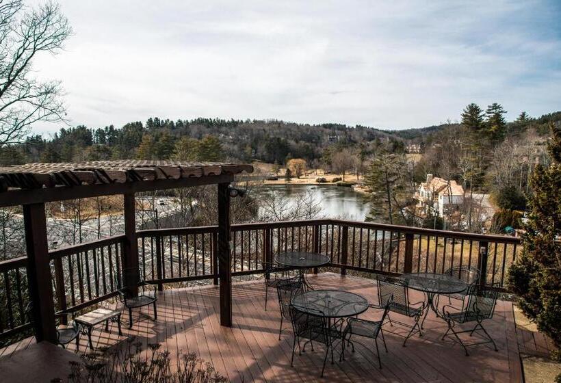 فندق Cliff Dwellers Inn