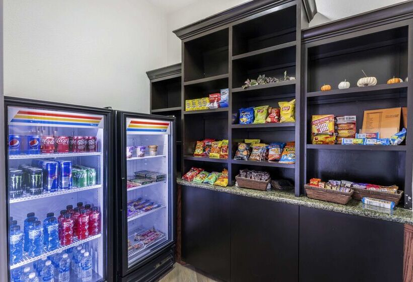 호텔 Comfort Inn & Suites