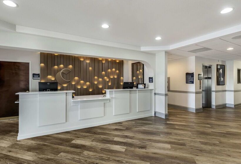 호텔 Comfort Inn & Suites