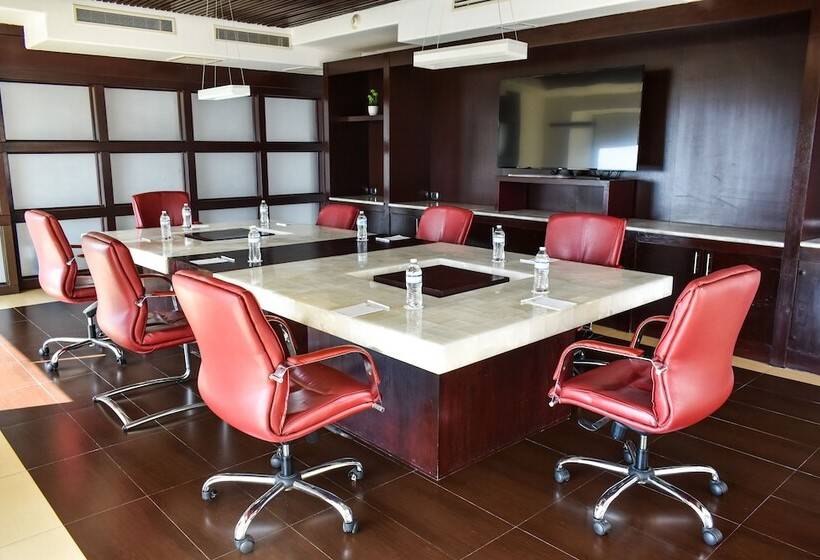 هتل Hilton Queretaro