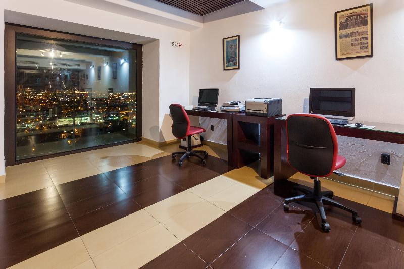 هتل Hilton Queretaro
