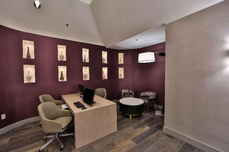 فندق Doubletree By Hilton Atlanta  Alpharetta