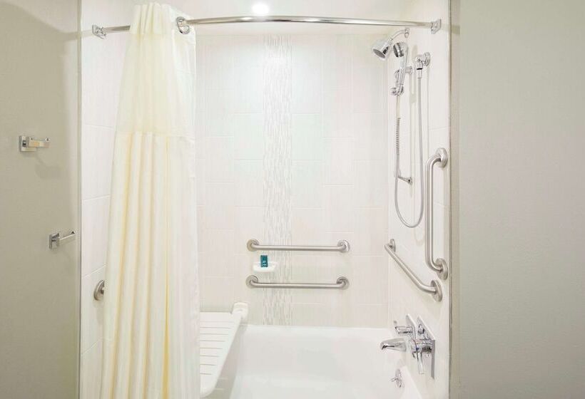 فندق Doubletree By Hilton Atlanta  Alpharetta