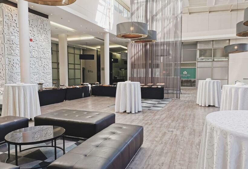 호텔 Doubletree By Hilton Cape Town Upper Eastside