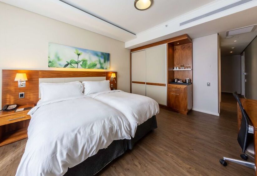 호텔 Doubletree By Hilton Cape Town Upper Eastside