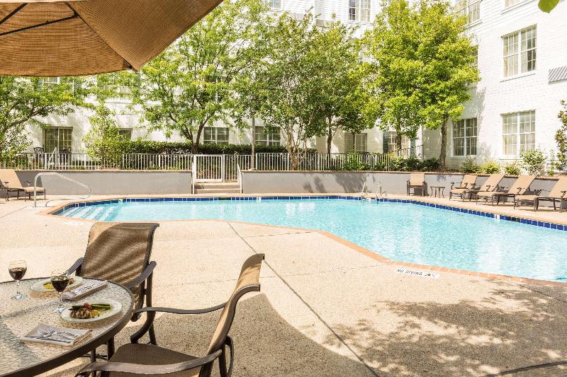 هتل Doubletree Raleigh Durham Airport At Research Triangle Park