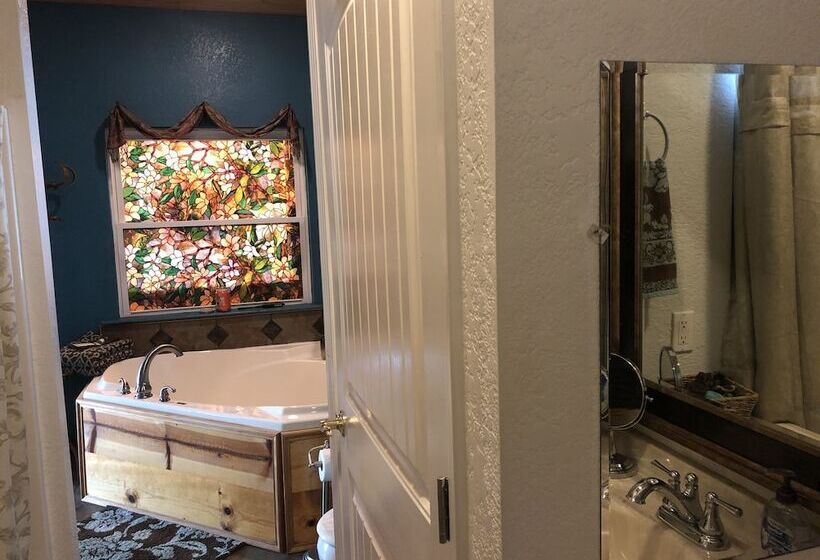ホテル Echo Canyon Spa Resort