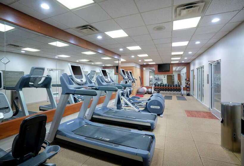 هتل Embassy Suites By Hilton Nashville At Vanderbilt