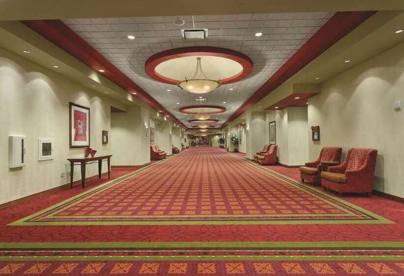 هتل Embassy Suites By Hilton Nashville Se Murfreesboro