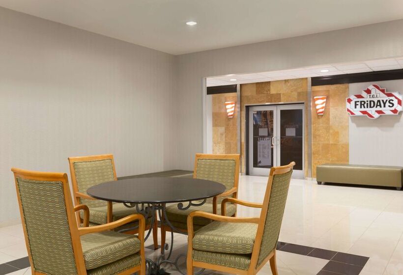 هتل Embassy Suites By Hilton Newark Wilmington South