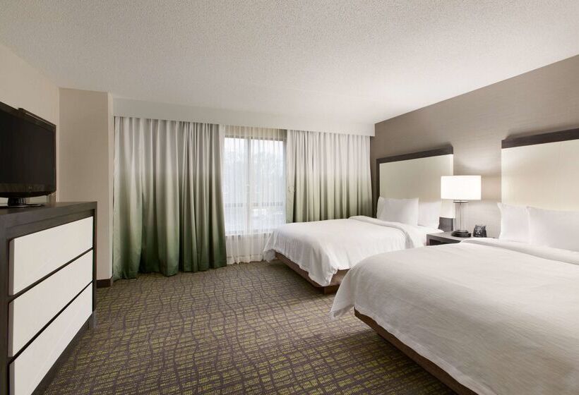 هتل Embassy Suites By Hilton Newark Wilmington South