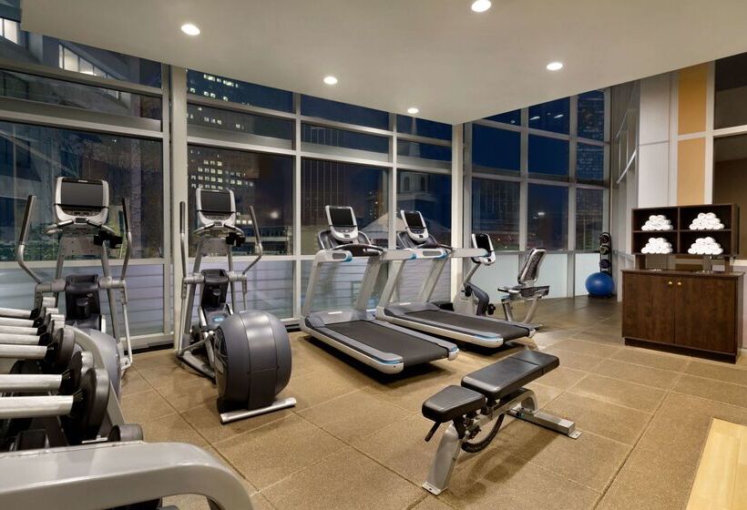 فندق Embassy Suites Los Angeles Glendale