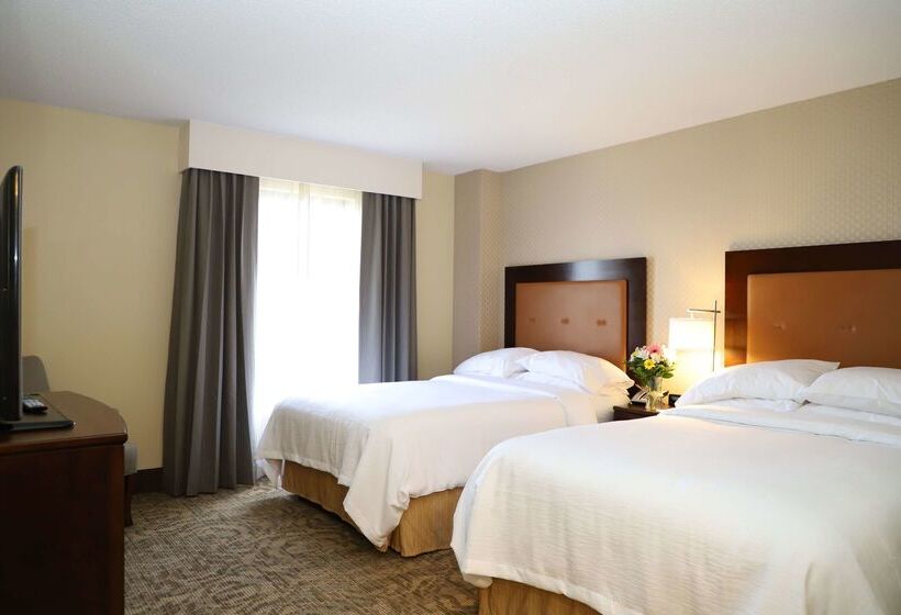 هتل Embassy Suites By Hilton Nashville At Vanderbilt