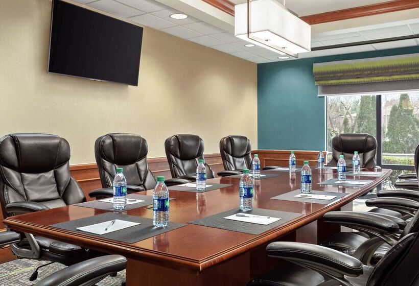 فندق Hampton Inn & Suites Frederick Fort Detrick