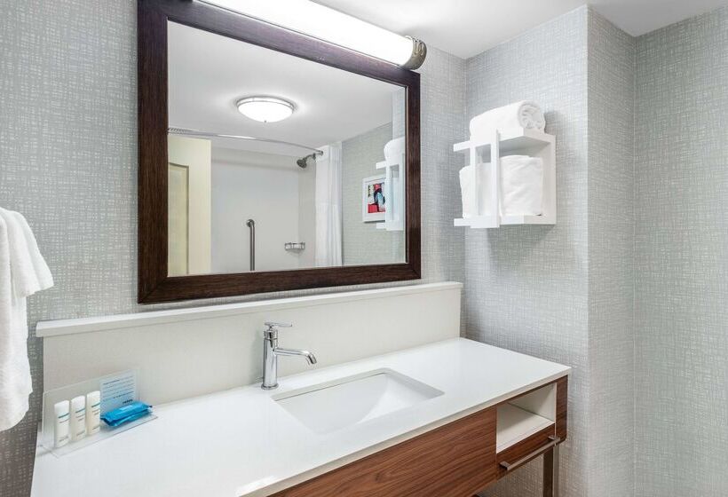 هتل Hampton Inn Suites Minneapolis St Paul Arpt Mall Of America