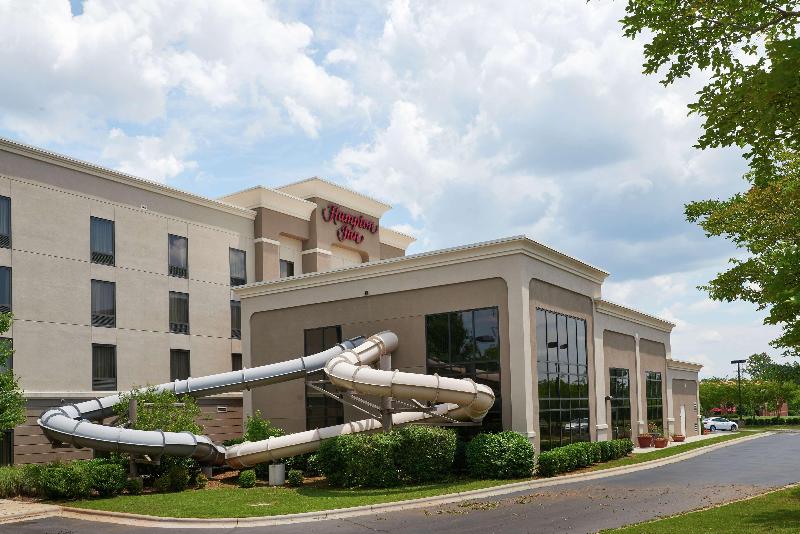 فندق Hampton Inn Bermuda Run