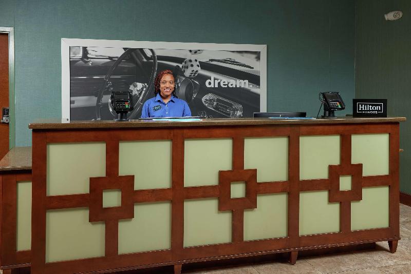 فندق Hampton Inn Bermuda Run