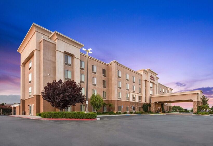 Отель Hampton Inn & Suites Banningbeaumont