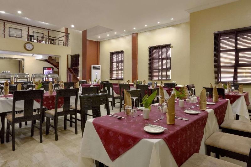 Hotel Hawthorn Suites By Wyndham Abuja