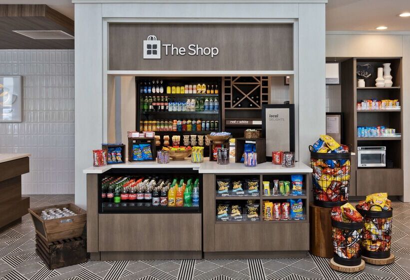 هتل Hilton Garden Inn Birmingham/lakeshore Drive