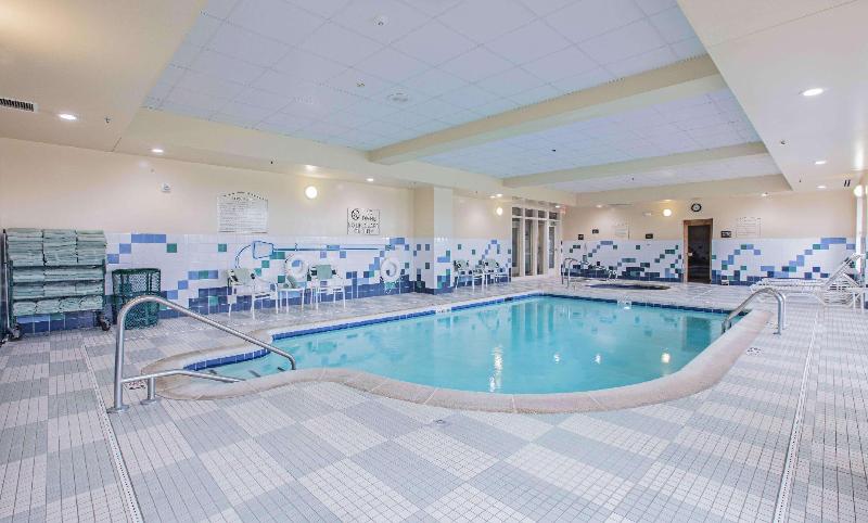 هتل Hilton Garden Inn Des Moines/urbandale