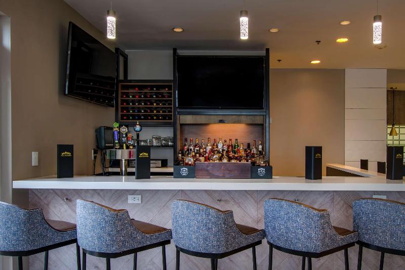 هتل Hilton Garden Inn Durham Southpoint