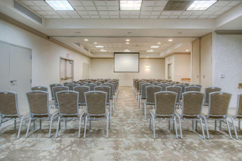 هتل Hilton Garden Inn Durham Southpoint