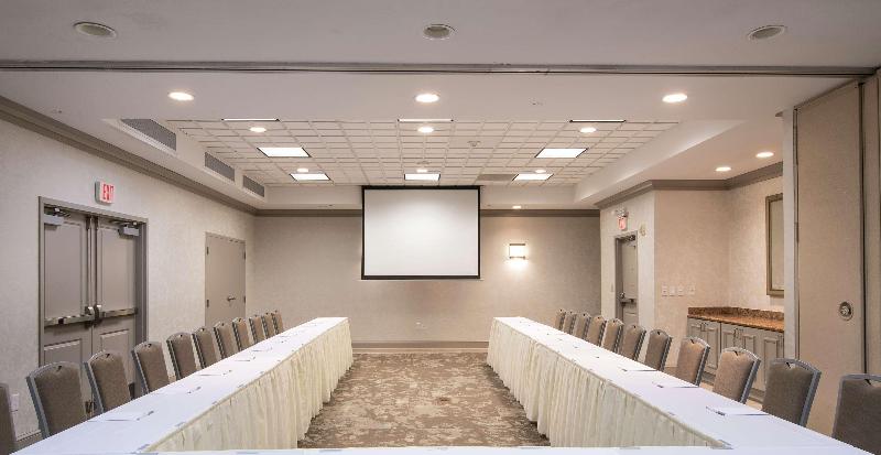 هتل Hilton Garden Inn Durham Southpoint