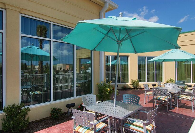 هتل Hilton Garden Inn Houstonpearland