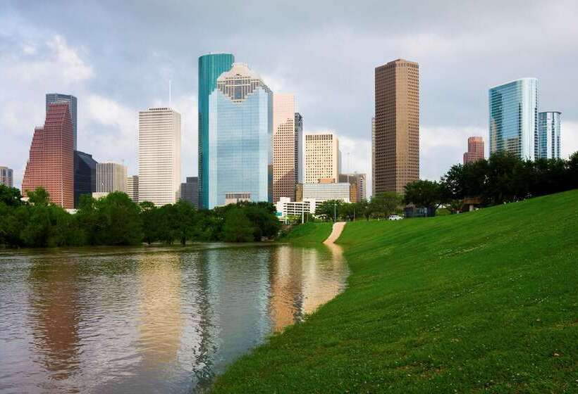 هتل Hilton Garden Inn Houstonpearland