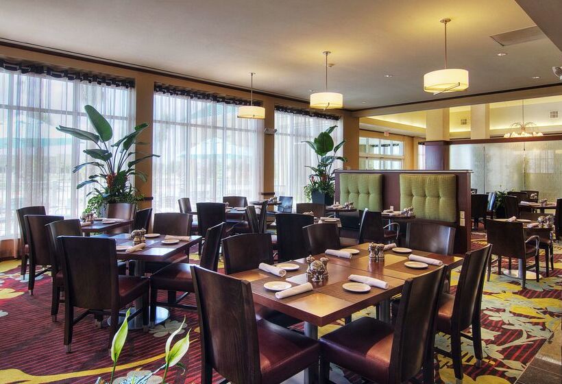 هتل Hilton Garden Inn Houstonpearland