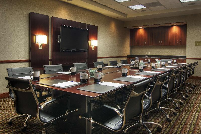 هتل Hilton Garden Inn Houstonpearland