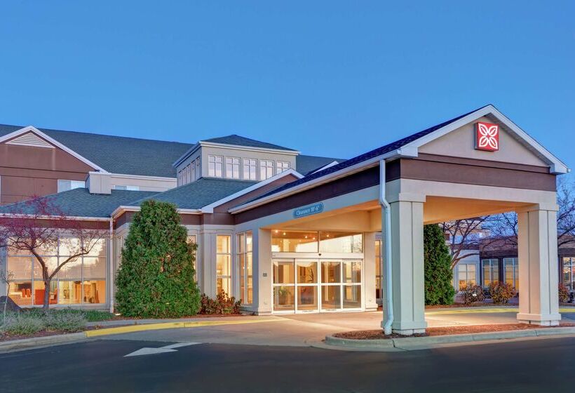 هتل Hilton Garden Inn Oshkosh