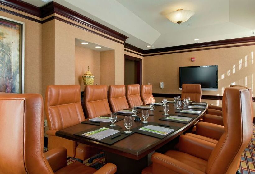 هتل Hilton President Kansas City