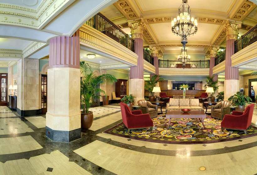 هتل Hilton President Kansas City