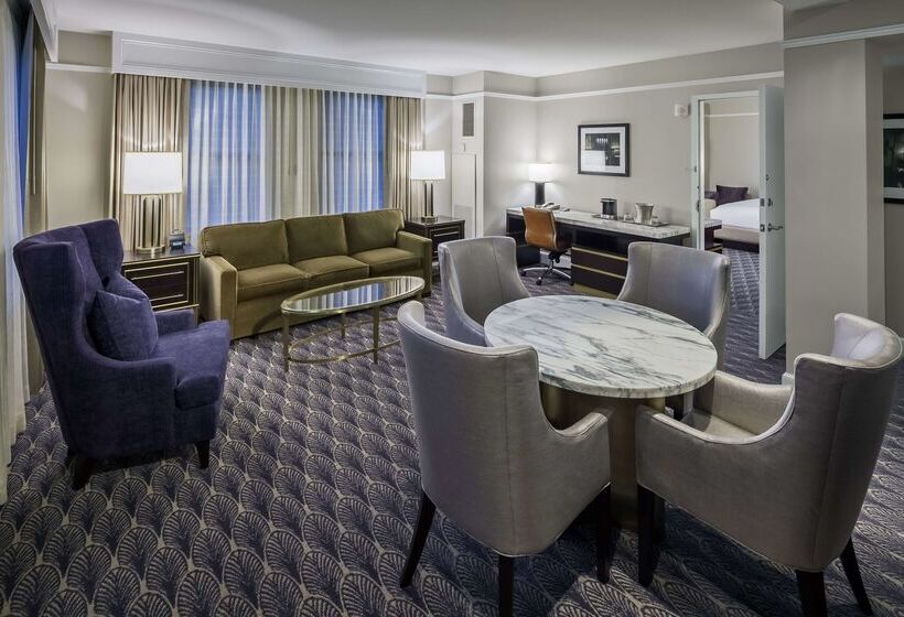 هتل Hilton President Kansas City