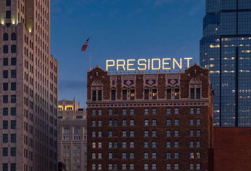 هتل Hilton President Kansas City