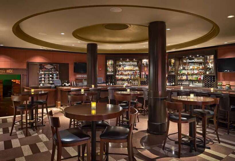 هتل Hilton President Kansas City
