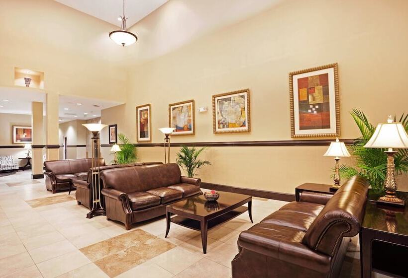 هتل Holiday Inn  & Suites Beaufort At Highway 21