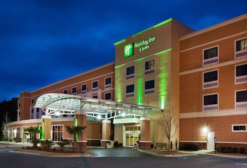 هتل Holiday Inn  & Suites Beaufort At Highway 21