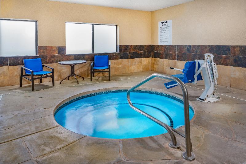 Holiday Inn Express Hotel & Suites Albuquerque   North Balloon Fiesta Park, An Ihg