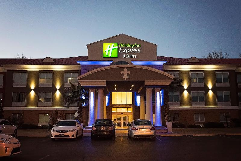 فندق Holiday Inn Express  & Suites Alexandria