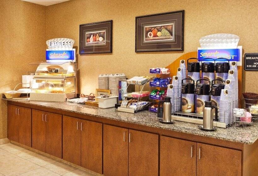 בית מלון כפרי Holiday Inn Express Boone, An Ihg