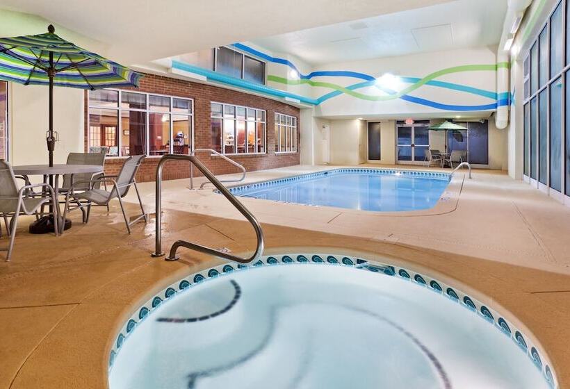 ホテル Holiday Inn Express & Suites Sylva / Dillsboro, An Ihg