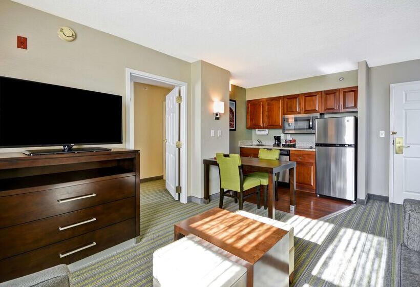 Hotel Homewood Suites By Hilton Dulles Int L Airport