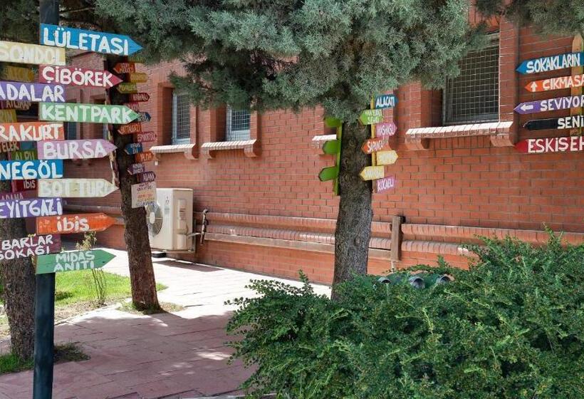 هتل Ibis Eskisehir