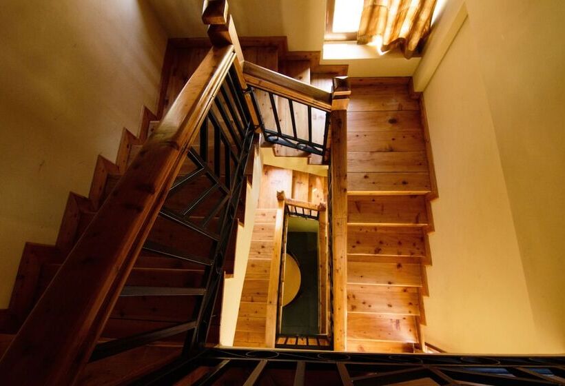 فندق Johnson Lodge & Spa