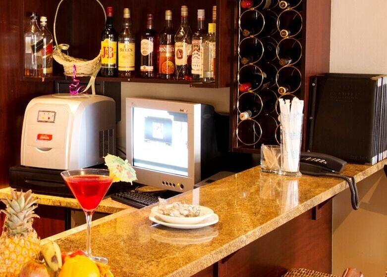 فندق Premier Splendid Inn Port Edward