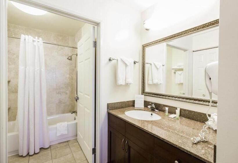 هتل Staybridge Suites Austin Airport, An Ihg